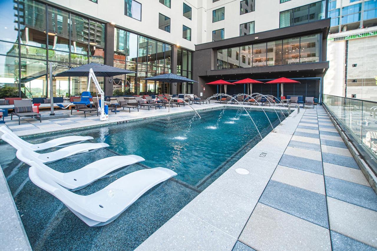 Cambria Hotel Austin Downtown Exterior photo